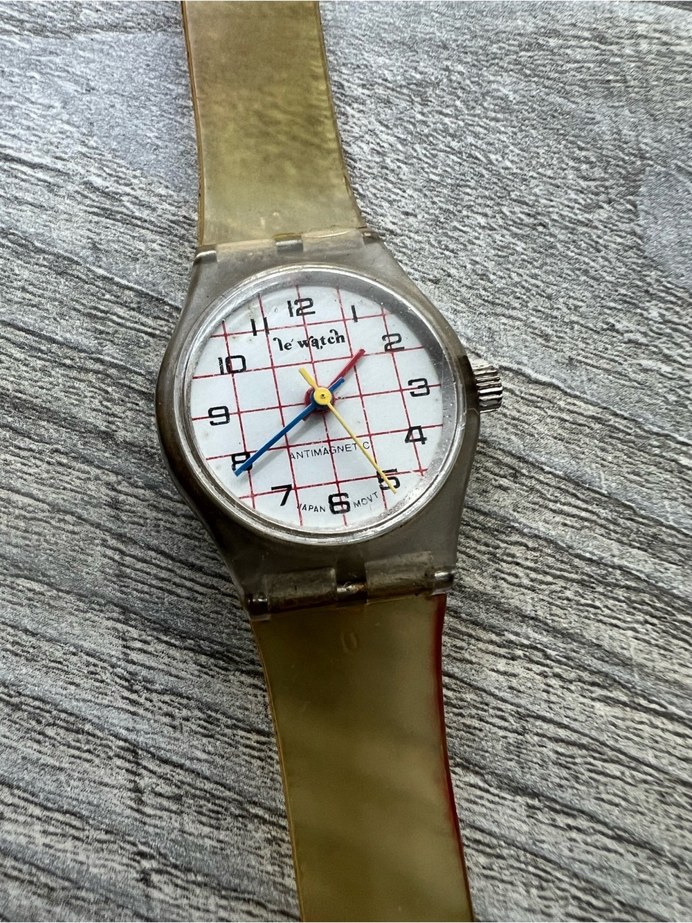 Le Watch Mechanical Transparent Case Yellow Strap Grid Dial Watch